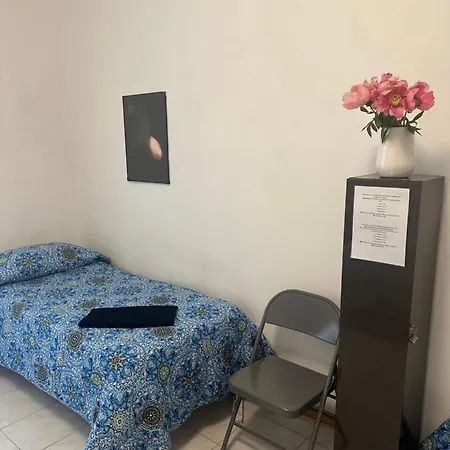 Δωμάτια σε οικογενειακή κατοικία Stanza Privata Per 4