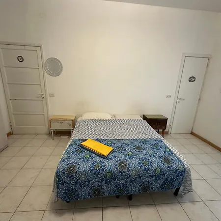 Stanza Privata Per 4 Homestay